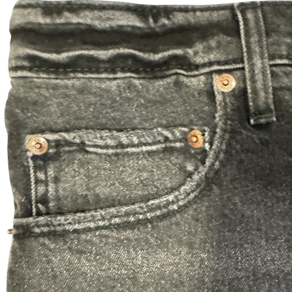 Abercrombie & Fitch The 90s Relaxed High Rise Distressed Cutoff Short NWT 37/24 - Picture 11 of 16